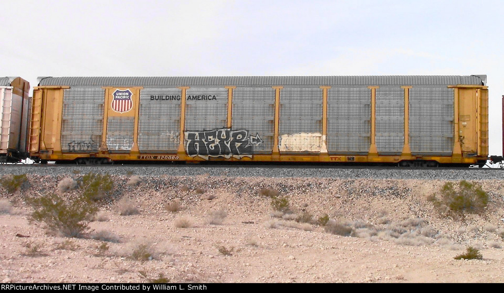 WB Unit Vehicular Flat Car Frt at Erie NV -29